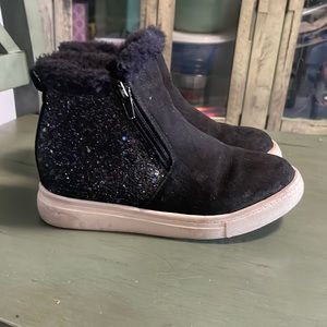 Girls Harper Canyon size 1 girls boots